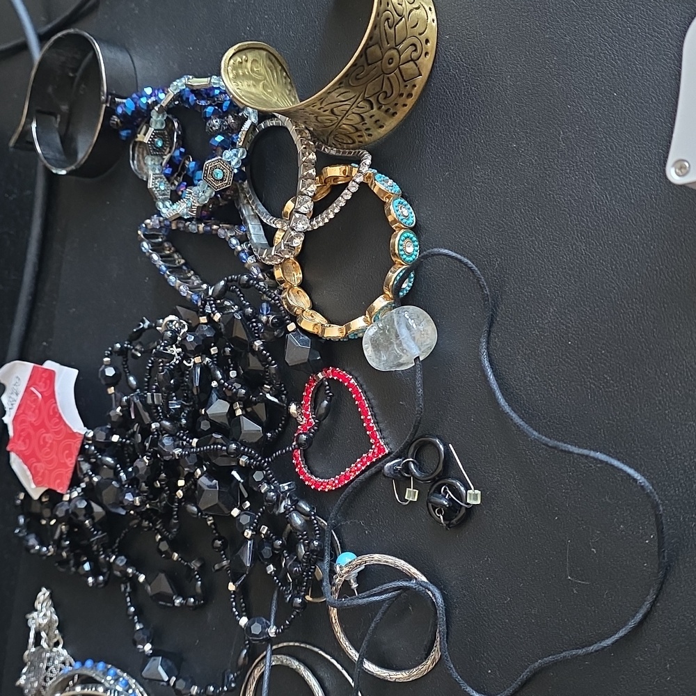 Costume Black And Random  Women's Jewelry Set